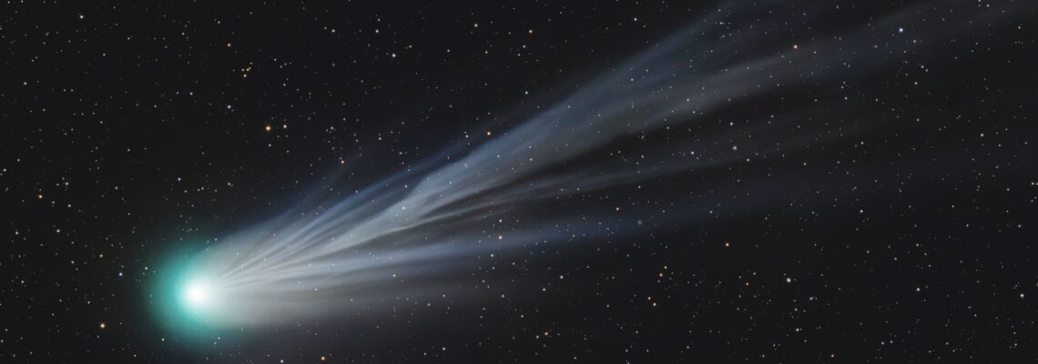 تصویر روز ناسا: دم یونی دنباله‌دار Pons-Brooks