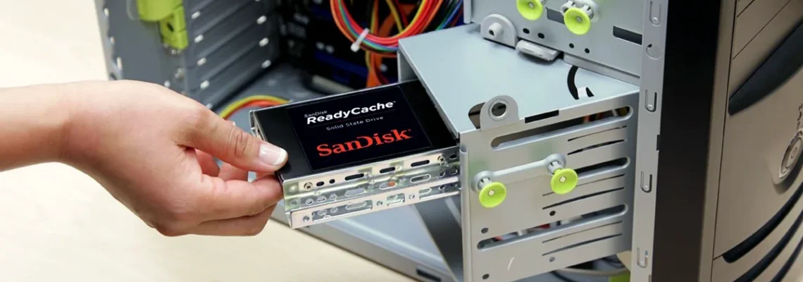 آموزش باز کردن و بستن هارد SSD کامیپیوتر