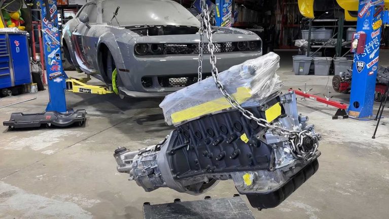 دوج چلنجر با موتور 2JZ، قلب 1200 اسب بخار سوپرا در سینه هلکت!
