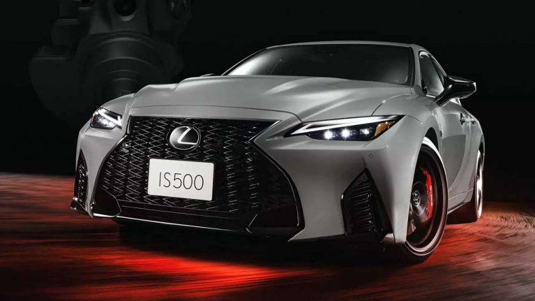 معرفی لکسوس IS500 کلایمکس ادیشن، نسخه ویژه برای خداحافظی با سدان V8