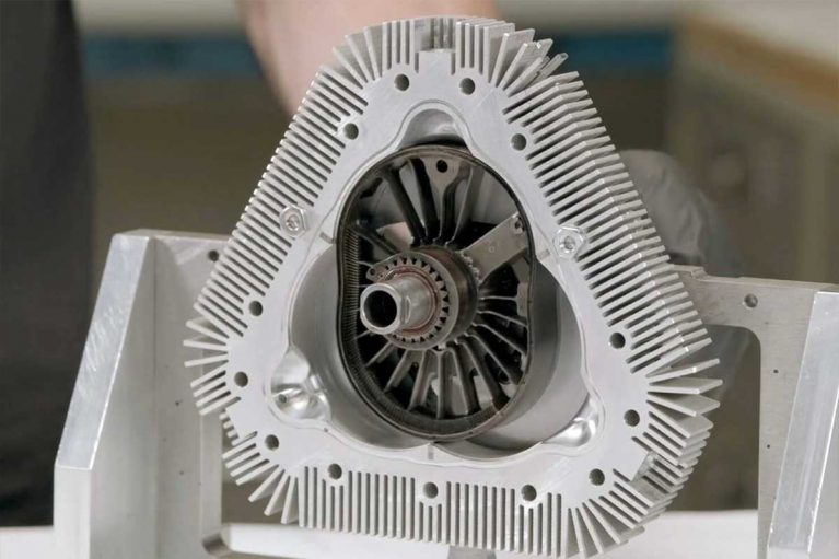 پیشرانه وانکل جدید X-Engine با سوختهای مختلف کار میکند، از بنزین تا هیدروژن