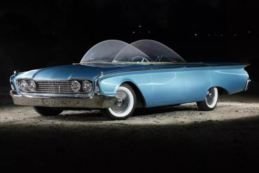 خودرویی عجیب از عصر اتمی آمریکا؛ با فورد فیرلین اسپیس لاینر آشنا شوید