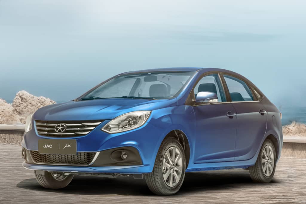 آغاز فروش نقد و اقساط خودروی J4 با پیش پرداخت متنوع