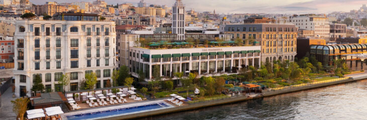 آشنایی با اشتباهات رایج هنگام رزرو هتل در استانبول با فلای تودی