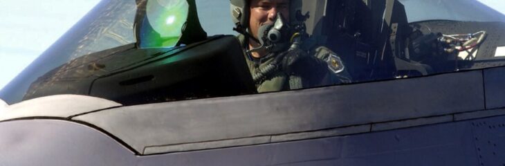 چرا کابین جنگنده‌ها ضدگلوله نیست؟ رازهای جالب در طراحی هواپیما