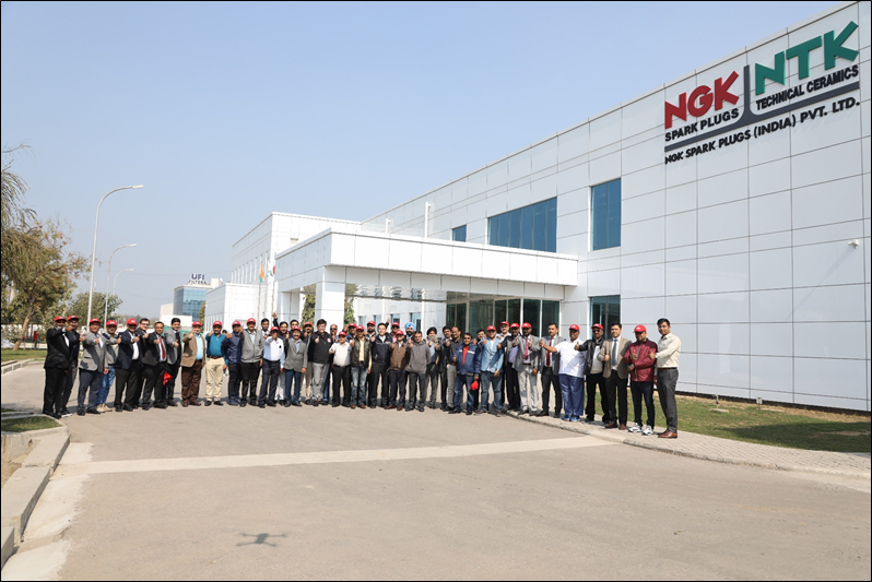 راهنمای خرید شمع NGK با کیفیت از فروشگاه آسان وی