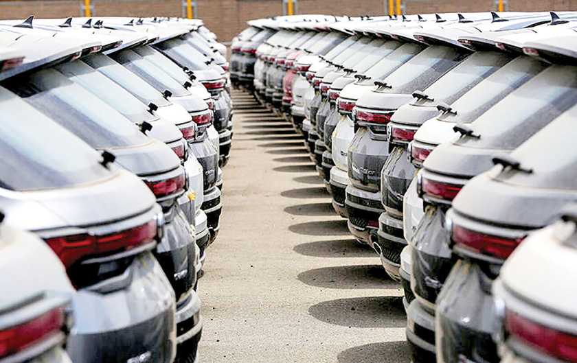 تعرفه ۱۰۰٪ خودروهای وارداتی در سال ۱۴۰۴ اجرا میشود؟