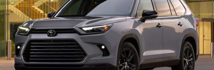 معرفی تویوتا گرند هایلندر 2026 با افزایش قیمت، شاسی‌بلند محبوب با پیشرانه هیبرید