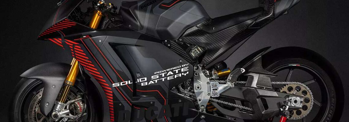 معرفی سوپربایک برقی دوکاتی با باطری حالت جامد، آزمایش فناوری آینده
