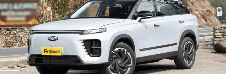 لوکانو ۷ هیبریدی در حال تست در خیابان دیده شد