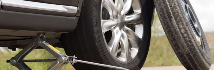 آموزش جک زدن ماشین؛ نکات ایمنی و روش صحیح بالا بردن خودرو