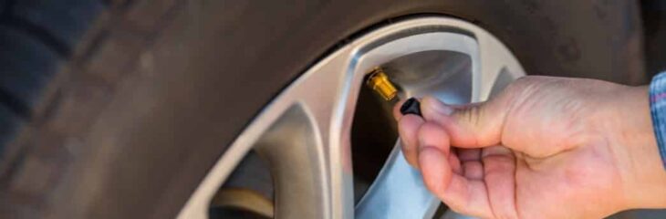 والف لاستیک خودرو چیست؟ معرفی انواع، کاربردها و علائم خرابی