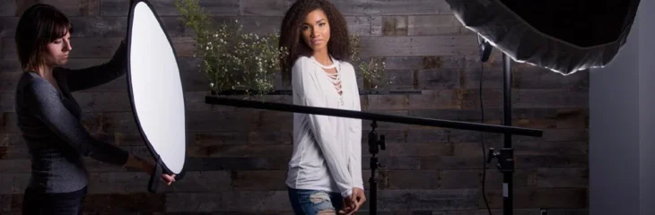 رفلکتور عکاسی چیست؟ انواع رفلکتور و کاربرد آنها