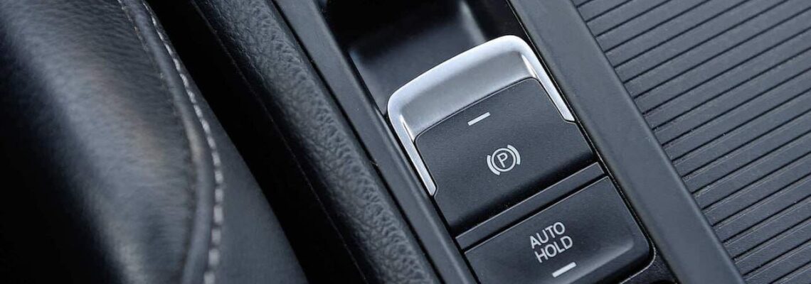 اتوهلد چیست و چه کاربردی در خودرو دارد؟ مزایا + نحوه عملکرد