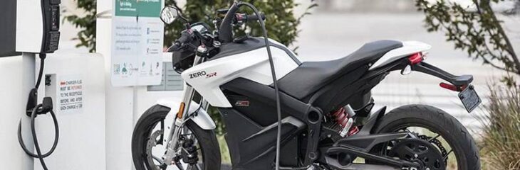 موتورسیکلتهای برقی نیازمند گواهینامه هستند