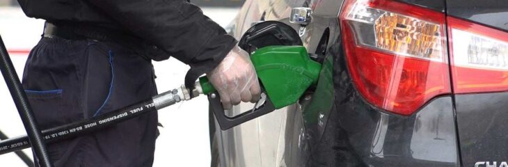 سهمیه بنزین خودروهای نوشماره زیر یک میلیارد تومان حذف نمیشود